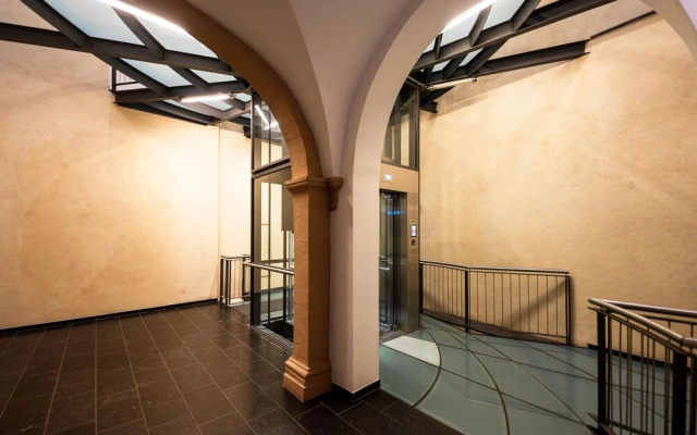 2BR Open Space Apt - City Center Gem