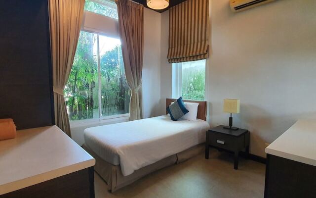 Tachawan Resort & Restaurant