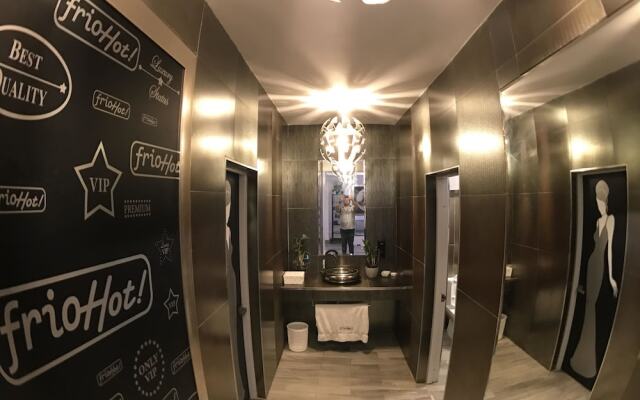 FrioHot Hotel