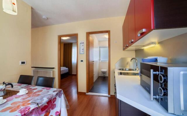 Camping Adler Bungalow 17