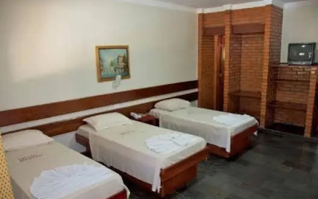 Hotel Master