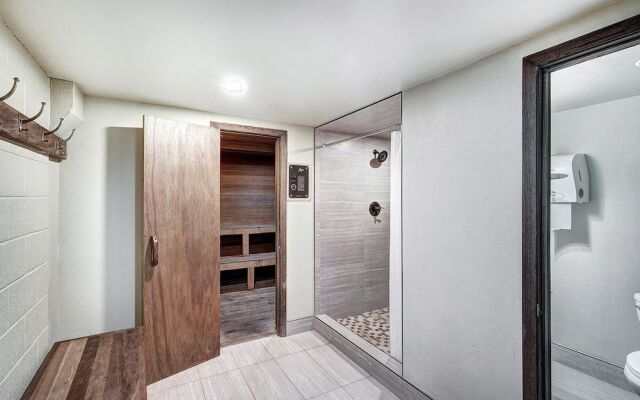 Stunning New Copper Condo