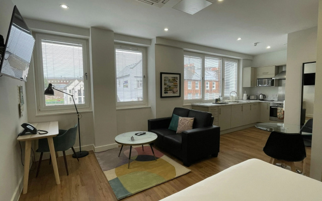 100 Kings Road by House of Fisher