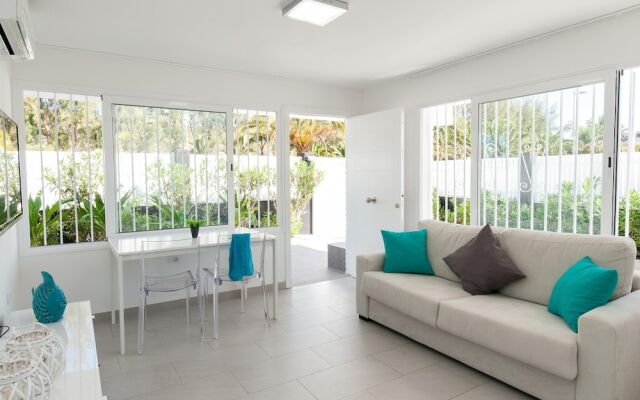 Beach House With Private Pool in San Agustín - ET1