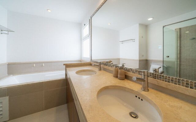 Wayak 301 - Center of Playa del Carmen