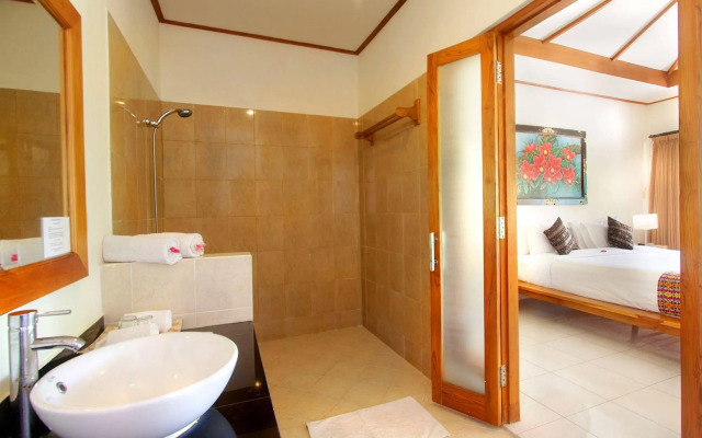 Puri Sari Beach Hotel