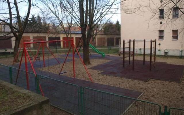 Évi Apartman