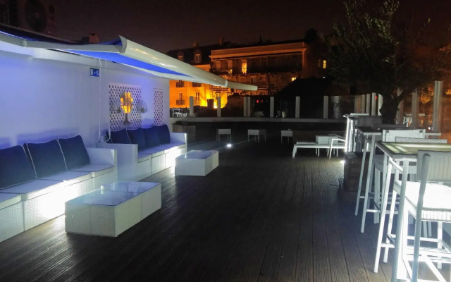 Lisbon Terrace Suites - Guest House