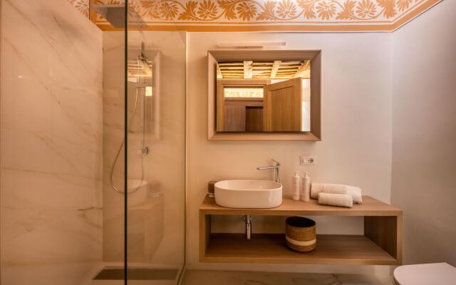 Palazzo De Gregorio Apartments - Iris - CAV/CM