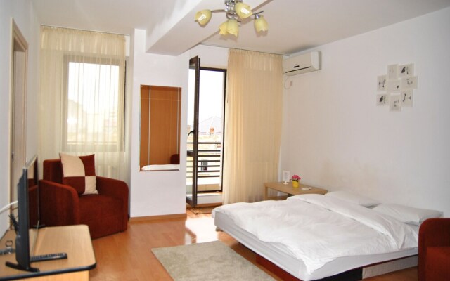 Foisor Studio