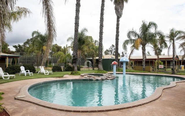 Barooga Country Inn Motel
