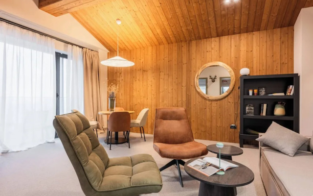 The Pines Bucegi Lodge
