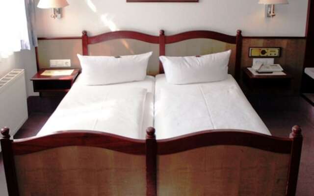 Hotel Villa Noel – Central Station Dresden
