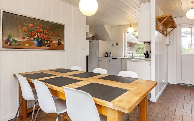 8 Person Holiday Home in Blavand-by Traum
