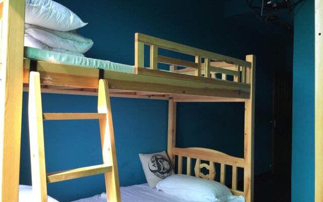 Panda Youth Hostel Chunxi Branch