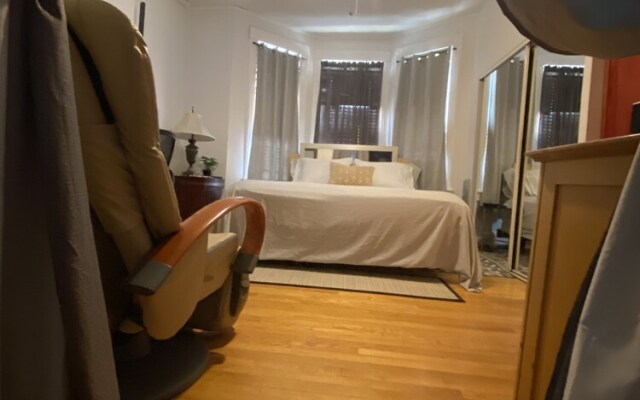 Room-7 Private Room With Jacuzzi, Massag