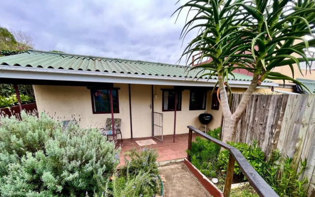 Open Plan Lagoon View Chalet