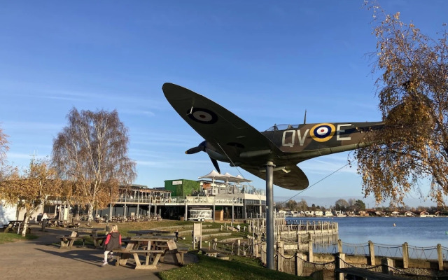 Luxury Pet Friendly Hot Tub Breaks at Tattershall