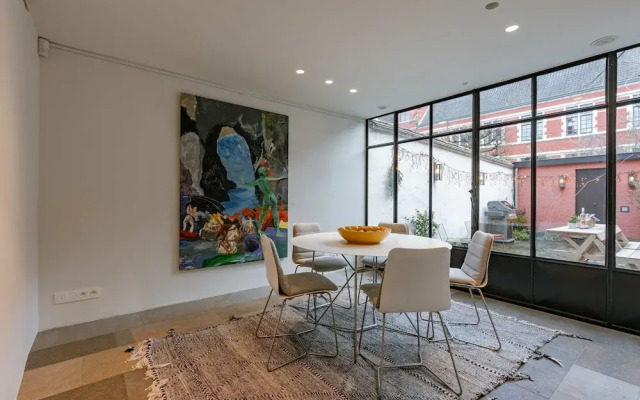 Huswell - Architect gem in the Heart of Ghent
