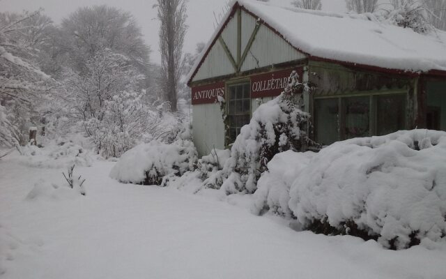 Stoke House Bed And Breakfast
