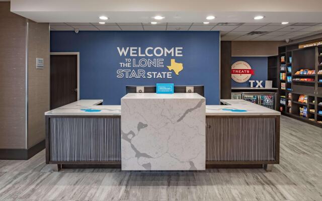 Hampton Inn & Suites Dallas/Plano Central