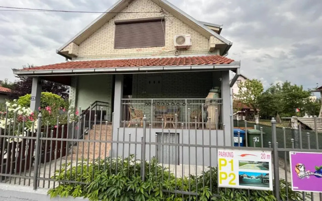 Charlie&Blueberries 1