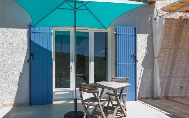 Villa With Guest House, 2 Swimming Pools, and Wide View