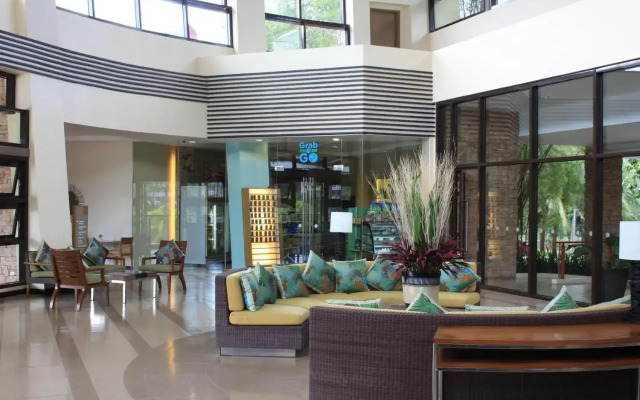 Unit 507 Pico De Loro