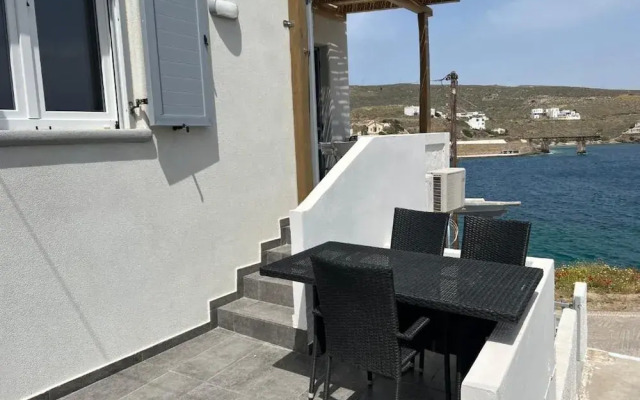 Theis Seafront Retreat - Loutra Seaview Bliss