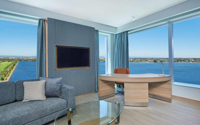 DoubleTree by Hilton Perth Waterfront