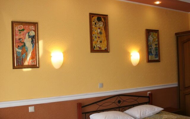 Tiso Hotel