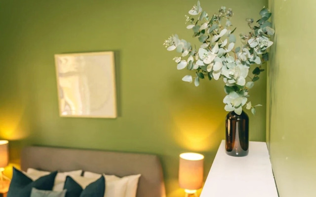 Treasure on Bagot-Free Wifi/Netflix-Close to CBD