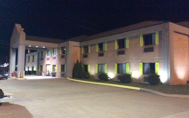 Jameson Inn & Suites