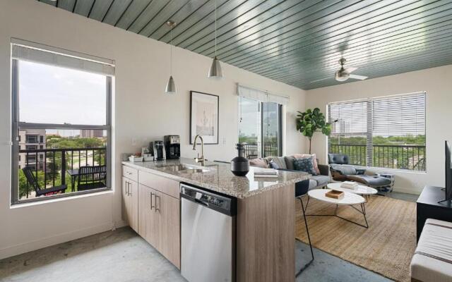 Lodgeur at Mid Main Lofts