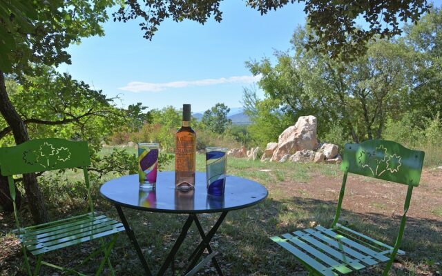 Cozy Villa in Saint-privat-de-champclos With Private Pool