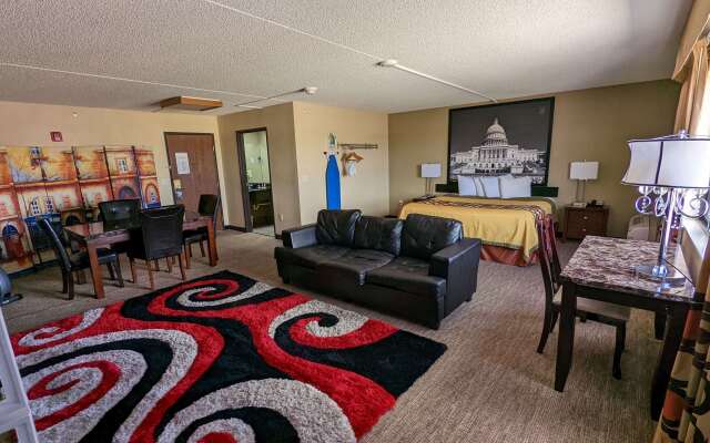 Super 8 by Wyndham Wichita North