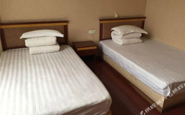 Taihui Business Hostel