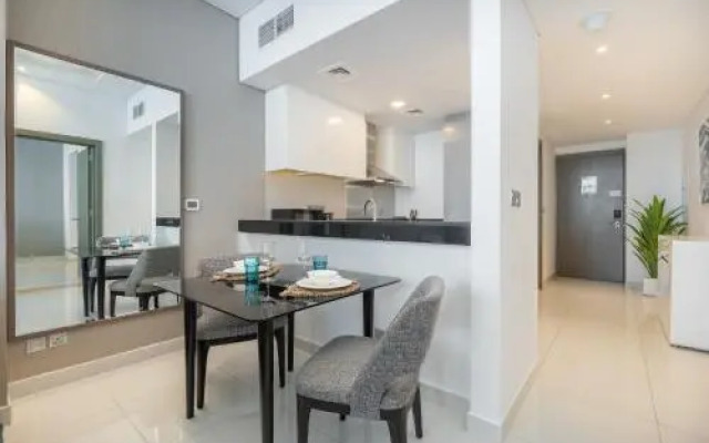 Spectacular Burj Khalifa View Service Apartment