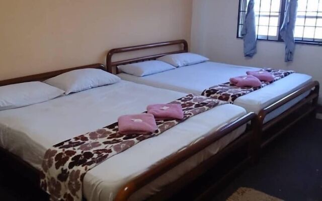 SPOT ON 90049 Saba Inn