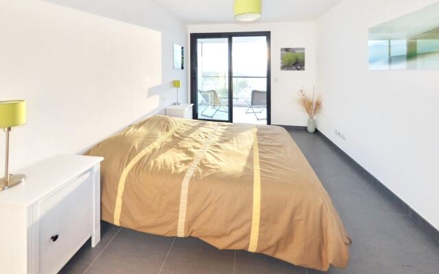 Apartment With 4 Bedrooms in Canet-en-roussillon, With Wonderful sea V