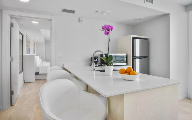 Daytona Grande Oceanfront Resort