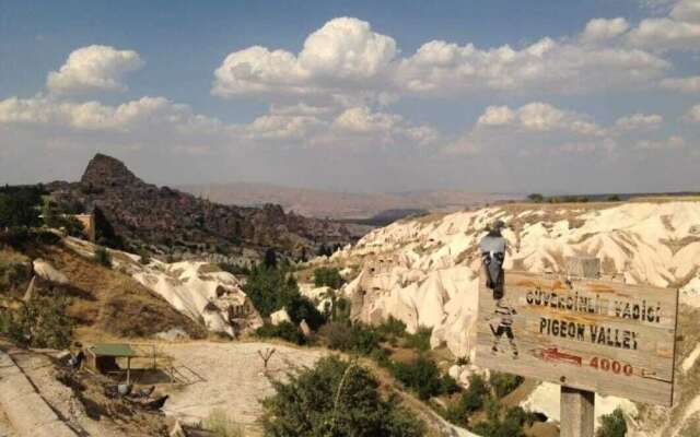 Cappadocia Deep Cave House