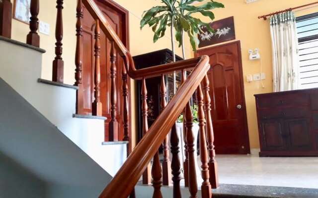 Stay House