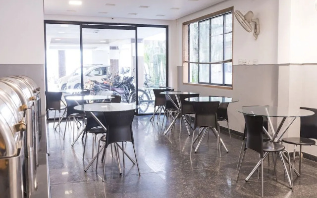 Oyo 3740 Golden Sands