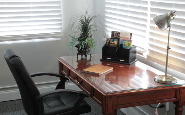 Crystal Bay Historic Hotel