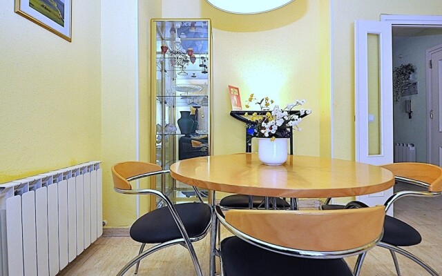 Apartment Llaverias-Calafats 171