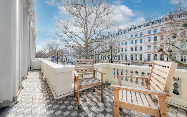 130 Queen's Gate Apartments