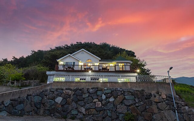 Geoje Green House Pension