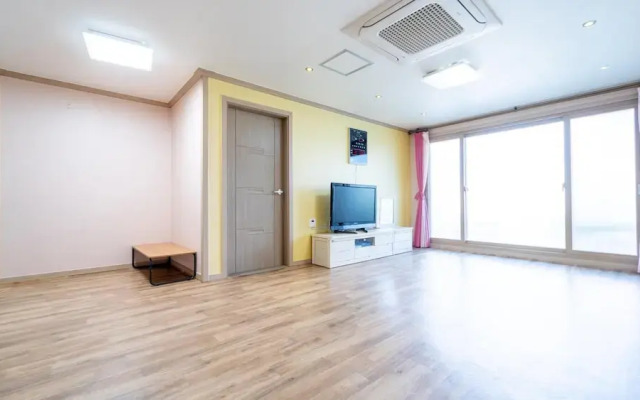 Yeosu Moranggee Pension