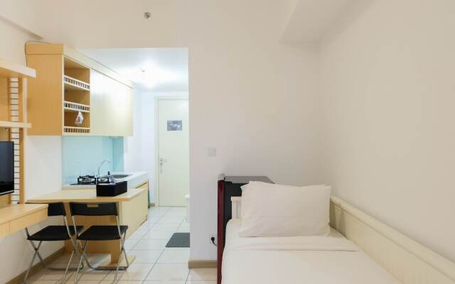 Comfy Studio Apartment at M-Town Residence near Summarecon Mall